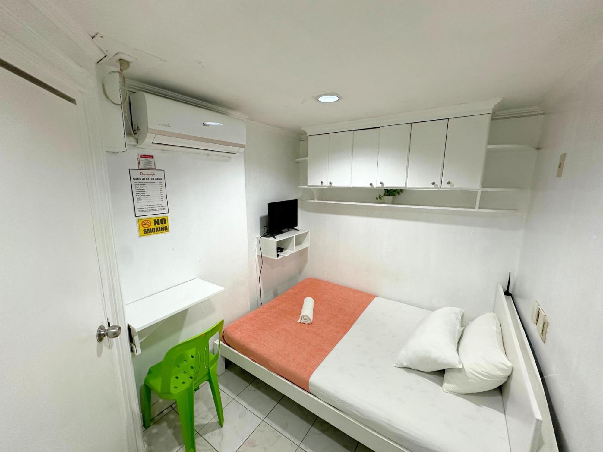 Dormitelsph Espana Manila Exteriör bild