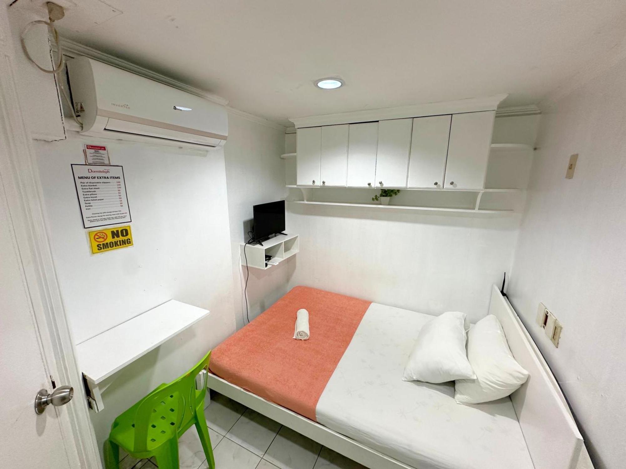 Dormitelsph Espana Manila Exteriör bild